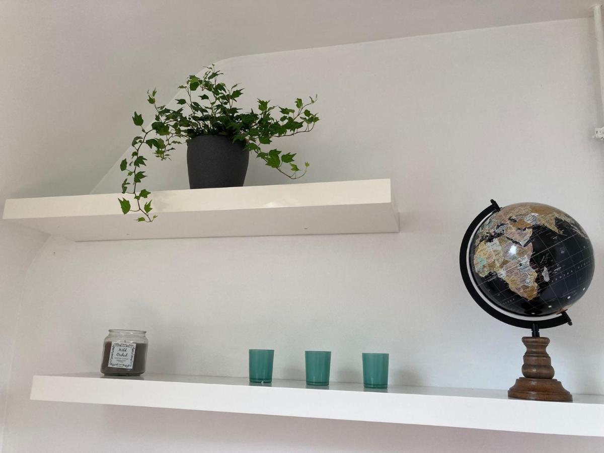 Rustig Appartement In Het Groen Met Terras Kontich 外观 照片